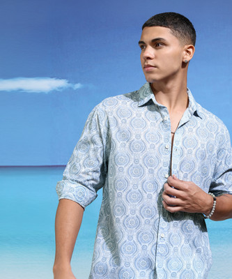 HIGHLANDER Men Printed Casual Light Blue Shirt