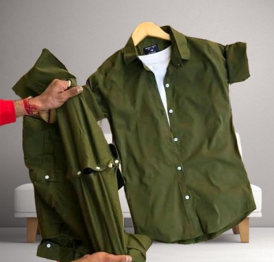 gurukrupa creation Men Solid Casual Green Shirt