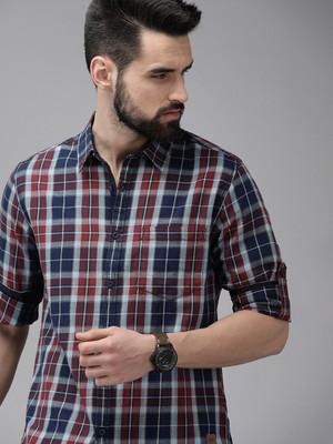 Roadster Men Checkered Casual Dark Blue Shirt