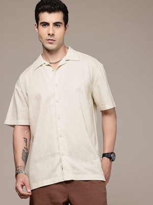 Roadster Men Solid Casual Beige Shirt