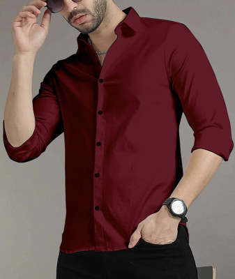 WeBRoaR Men Solid Casual Maroon Shirt
