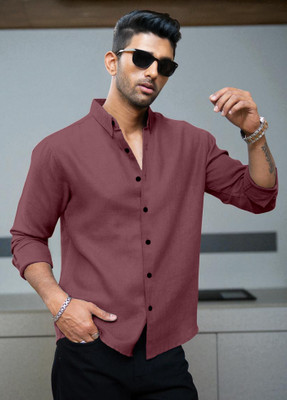 Yanthhi Men Solid Casual Maroon Shirt