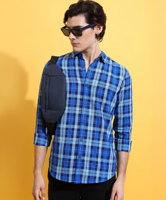 HIGHLANDER Men Checkered Casual Dark Blue Shirt
