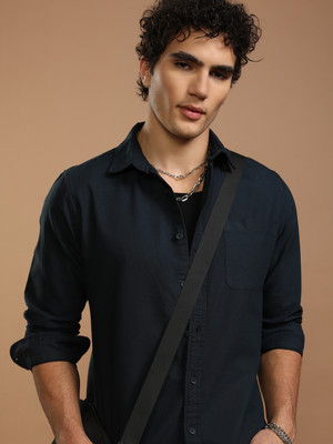HIGHLANDER Men Solid Casual Blue Shirt