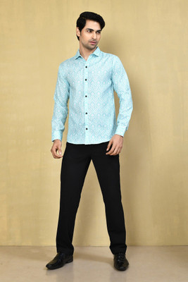 The style grove Men Solid Casual Light Blue, White Shirt