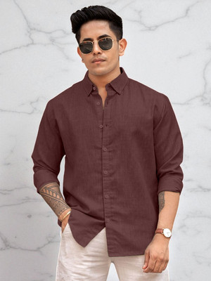 Yanthhi Men Solid Casual Maroon Shirt