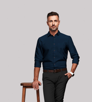 ISUEL Febb Men Solid Casual Dark Blue Shirt