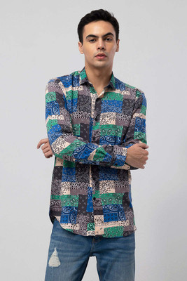 Snitch Men Printed Casual Green Shirt
