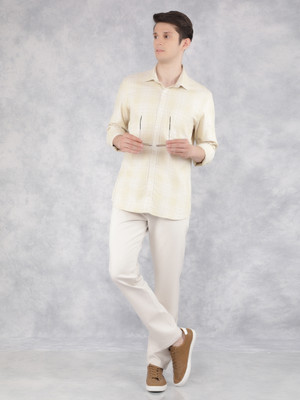 CRIMSOUNE CLUB Men Checkered Casual Yellow Shirt