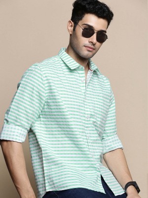 INVICTUS Men Striped Casual Green Shirt