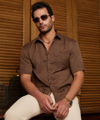 CAMPUS SUTRA Men Solid Casual Brown Shirt