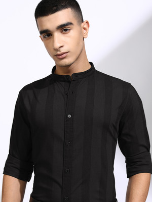 HIGHLANDER Men Striped Casual Black Shirt