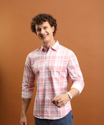 HIGHLANDER Men Checkered Casual White, Pink Shirt