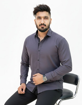 TeeTrail Men Solid Casual Grey Shirt
