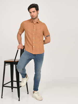 LEVI'S Men Self Design Casual Brown Shirt