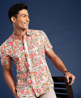 Taavi Men Printed Casual White Shirt