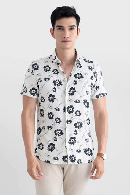 gurukrupa creation Men Printed Casual White Shirt