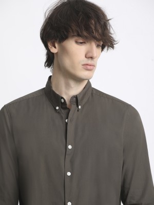 THE BEAR HOUSE Men Solid Casual Grey Shirt