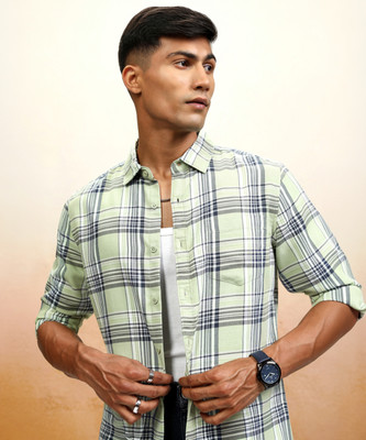 HIGHLANDER Men Checkered Casual Light Green Shirt