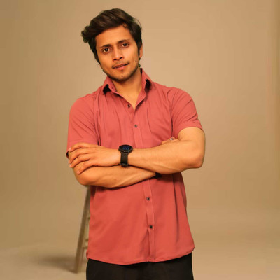 Label nj Men Solid Casual Pink Shirt