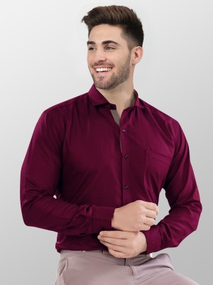 VTEXX Men Solid Formal Maroon Shirt