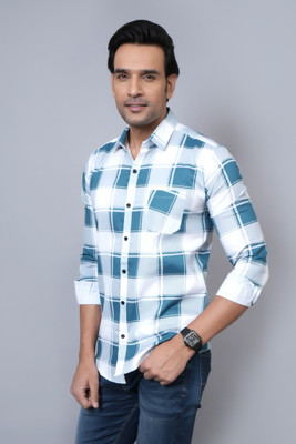 Zoitgiest Men Checkered Casual Light Green Shirt
