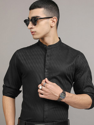 HIGHLANDER Men Self Design Casual Black Shirt