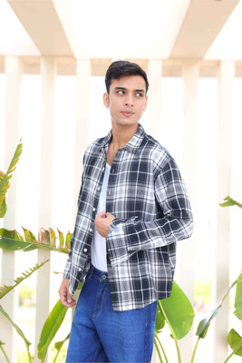 Valviora Men Checkered Casual Black, White, Grey Shirt