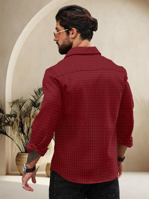 JD EVENTS MANAGEMENT Men Solid Casual Maroon Shirt