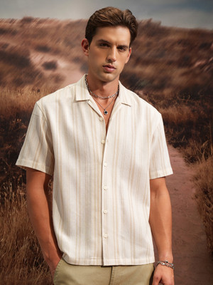 HIGHLANDER Men Striped Casual White Shirt