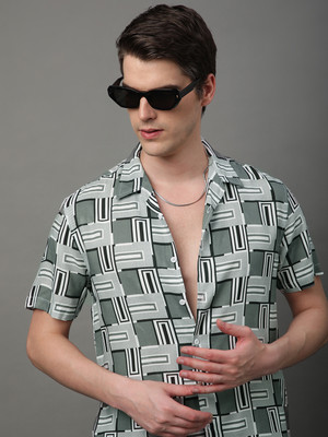 Voroxy Men Checkered Casual Grey Shirt