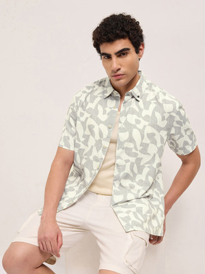 THE BEAR HOUSE Men Printed Casual Beige Shirt