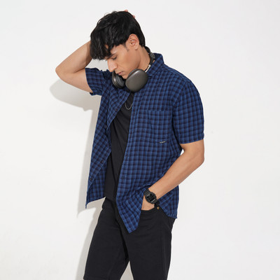 SF Jeans by Pantaloons Men Checkered Casual Blue Shirt