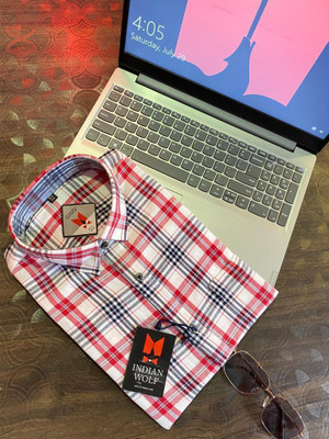 I W Textile Men Checkered Casual White Shirt