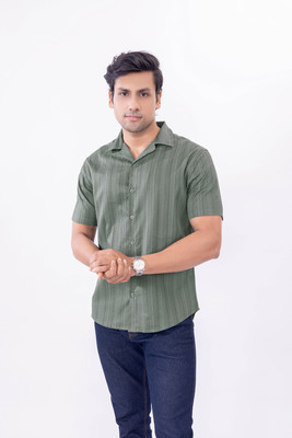 Klafter Men Self Design Casual Green Shirt
