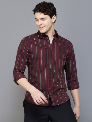 Fame Forever by Lifestyle Men Solid Casual Maroon Shirt