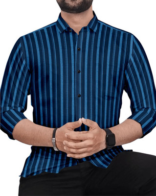 CLOSWIF CREATIONS Men Solid Casual Dark Blue Shirt