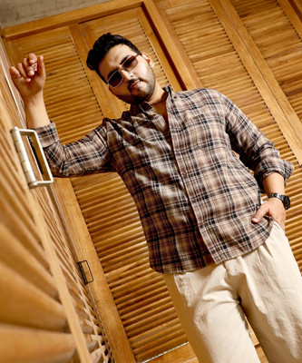 Instafab Plus Men Checkered Casual Brown Shirt
