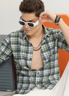 U TURN Men Checkered Casual Light Green Shirt