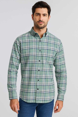 MSSTRU Men Checkered Casual Light Green Shirt