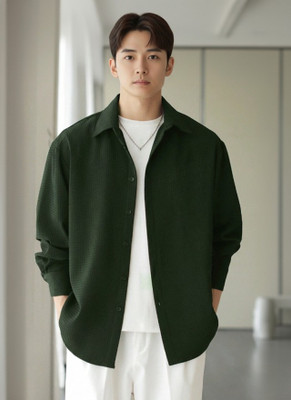 Leriya Fashion Men Self Design Casual Green Shirt