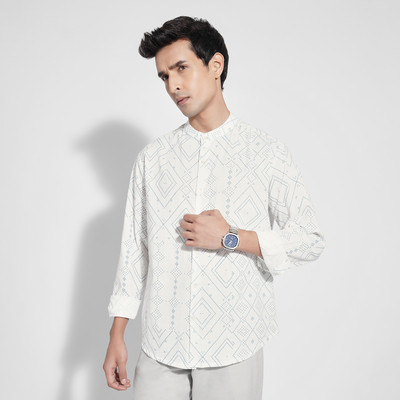 Indus Route by Pantaloons Men Printed Casual Blue Shirt