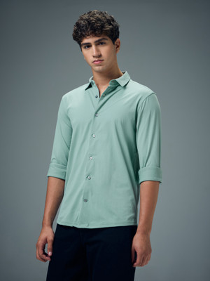 TECHNOSPORT Men Solid Casual Green Shirt