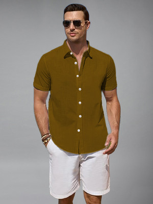 Apektra Men Solid Casual Gold Shirt