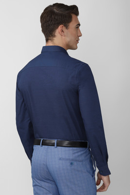 PETER ENGLAND Men Solid Formal Blue Shirt