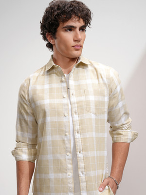 HIGHLANDER Men Checkered Casual Beige Shirt
