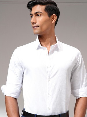 HIGHLANDER Men Solid Casual White Shirt