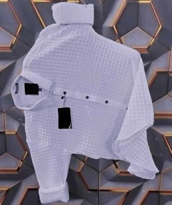 Tyzlo Men Checkered Casual Grey Shirt
