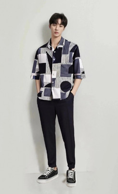 MOXTE Men Printed Casual Multicolor Shirt