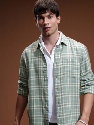 HIGHLANDER Men Checkered Casual Green Shirt
